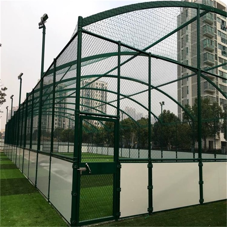 PVC包塑球場圍網