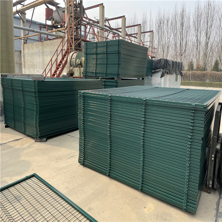 新疆機(jī)場(chǎng)鋼絲圍欄