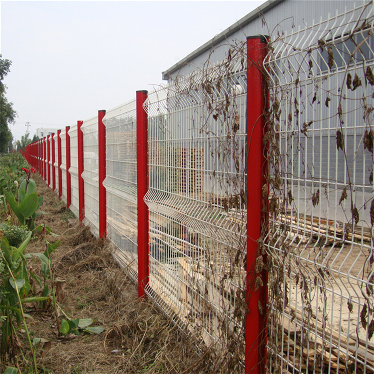 吉林桃型柱護(hù)欄網(wǎng)