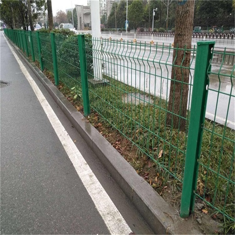 廣東草坪護欄用途與特點